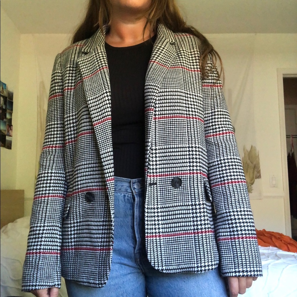 SOLD!!! black/white/red houndstooth blazer!!